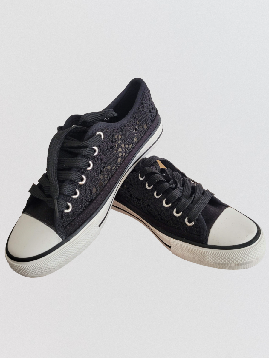 Baskets effet crochet. – Image 3