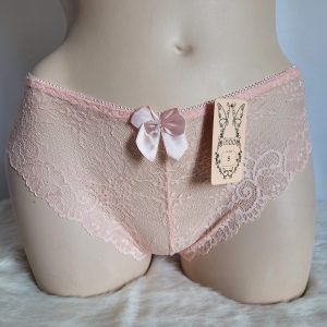 Culotte en dentelle.