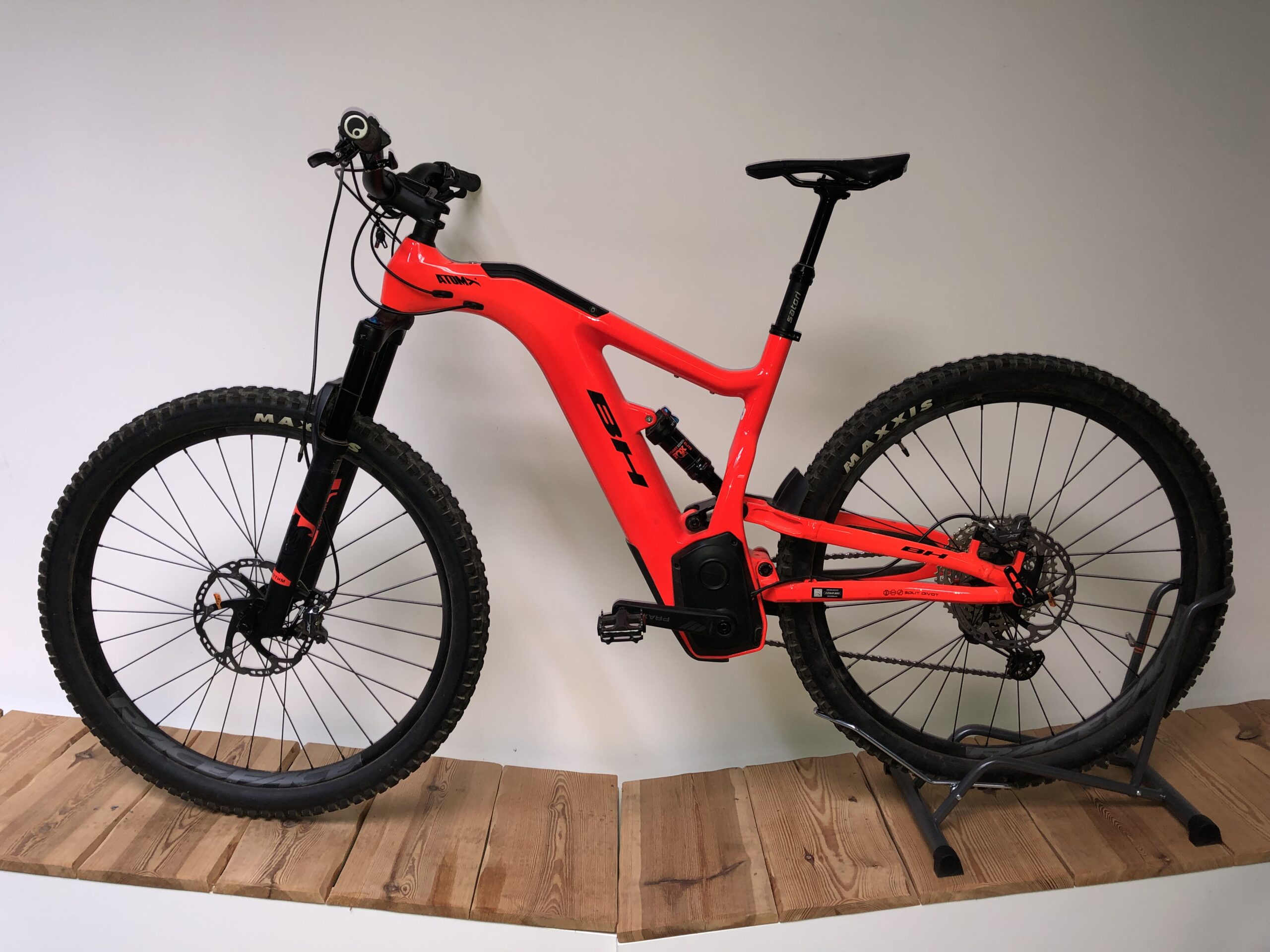 BH ATOMX CARBON LYNX 5.5 PRO 750 Wh L (Occasion , peu roulé, 450 km ) – Image 4