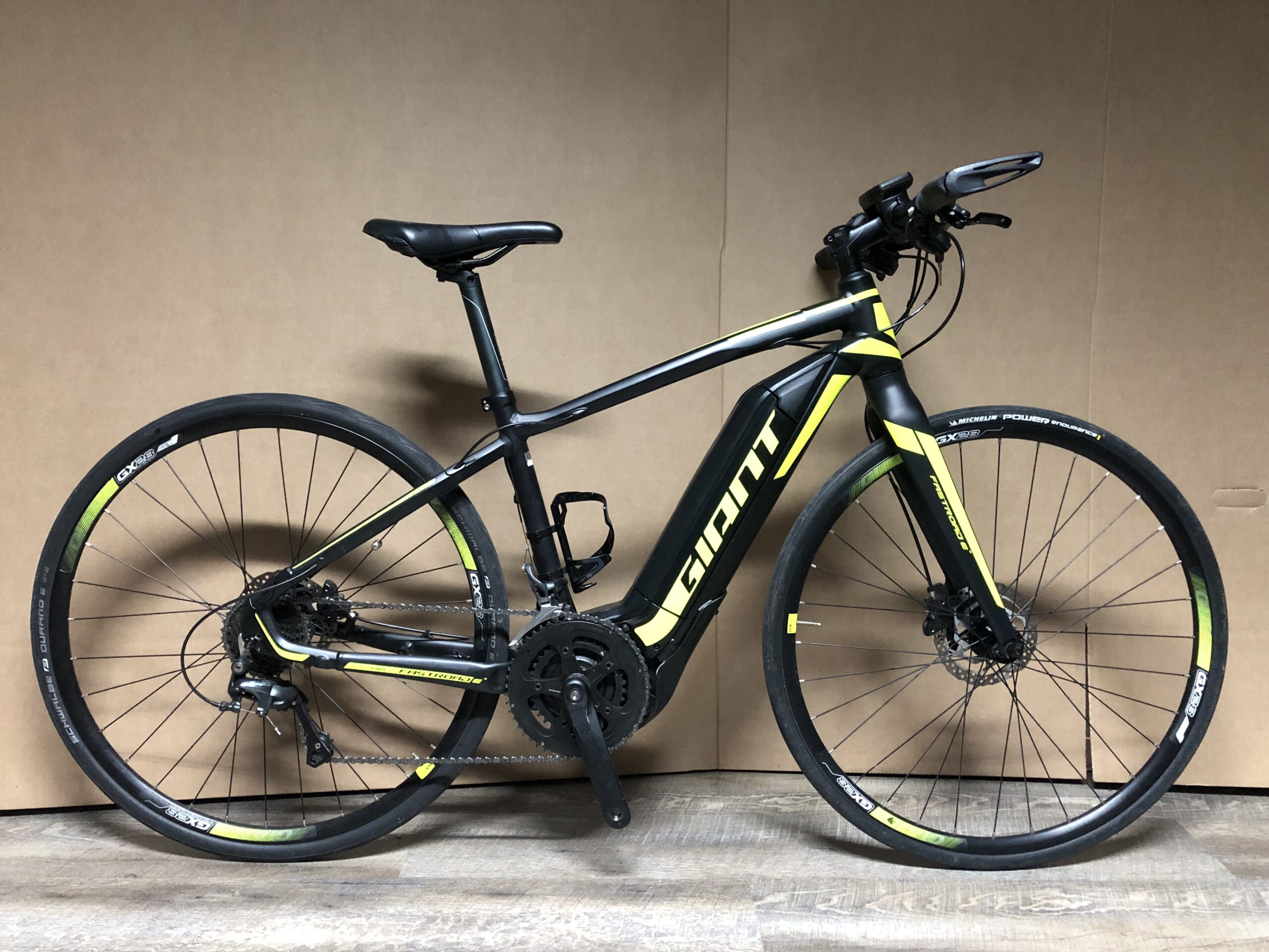 GIANT FastRoad E PLUS 2018 TAILLE S (OCCASION)