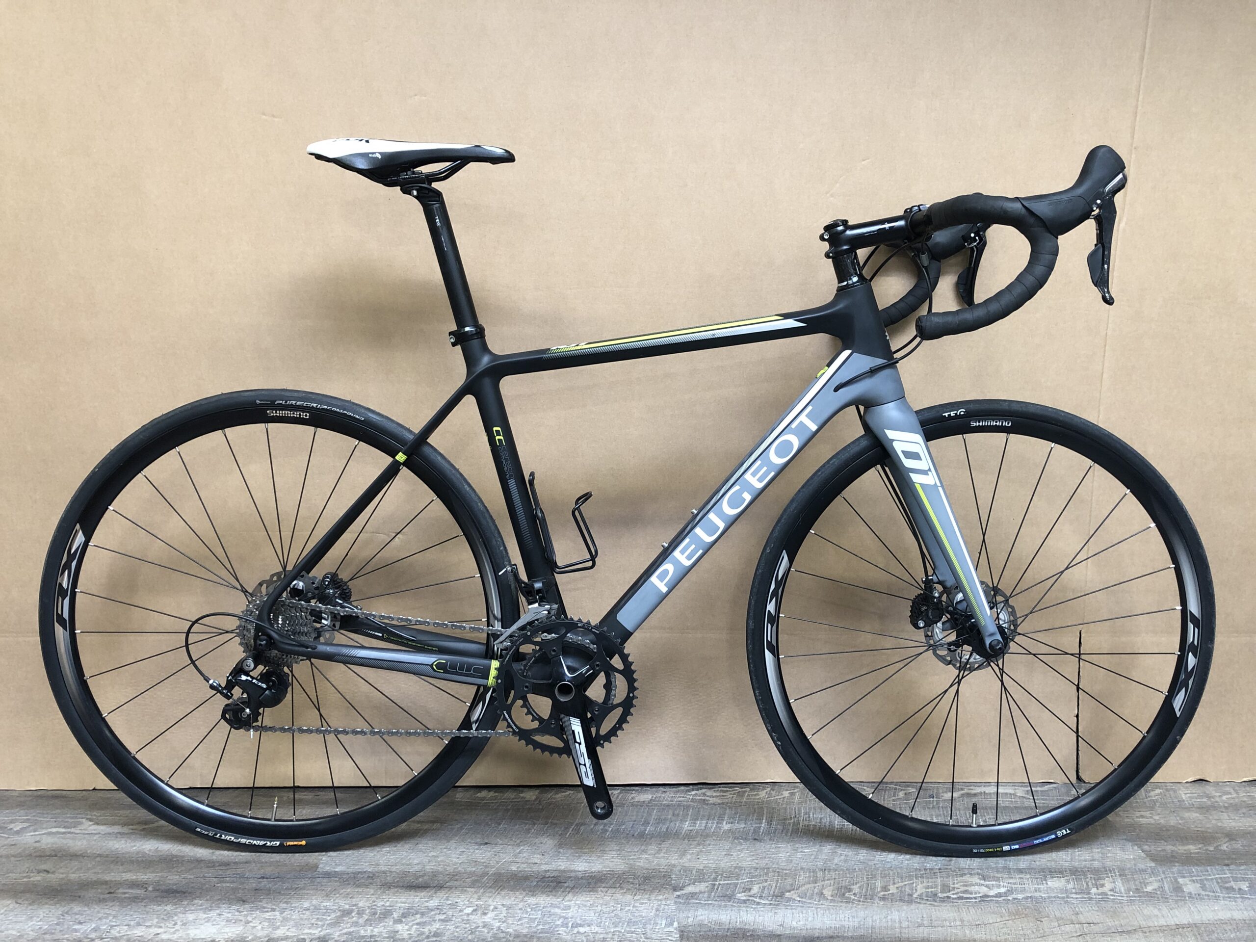 PEUGEOT R01 DISC CARBON L ( OCCASION )