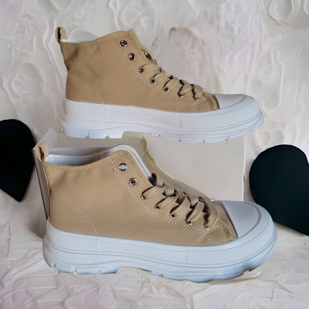 Baskets en tissu montantes. – Image 3