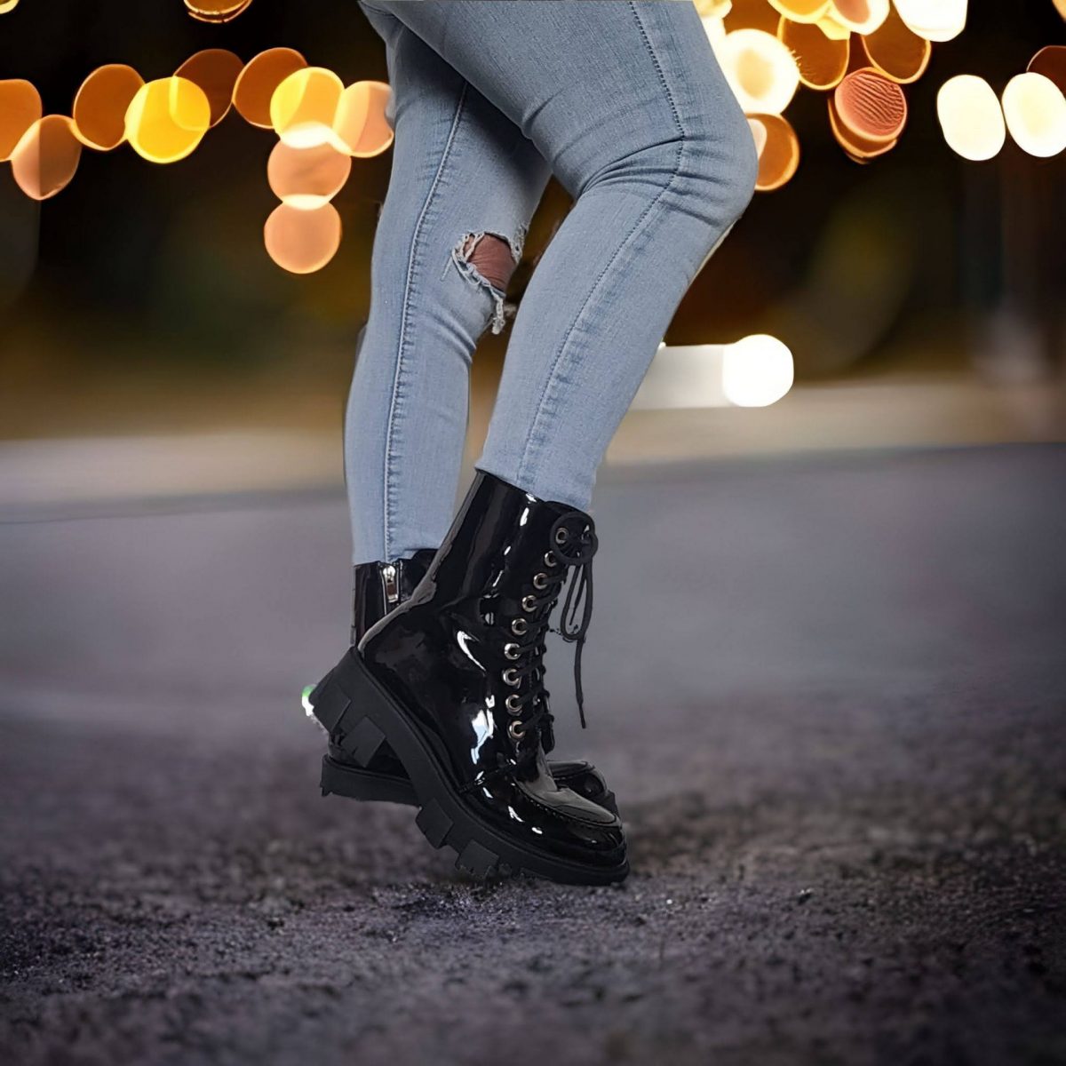 Bottines à crampons vinyle. – Image 4