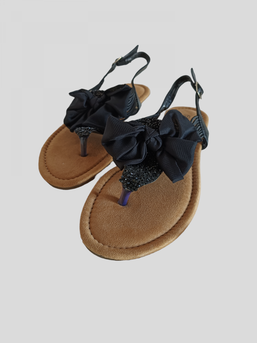 Nu-pieds à bride en T. – Image 4