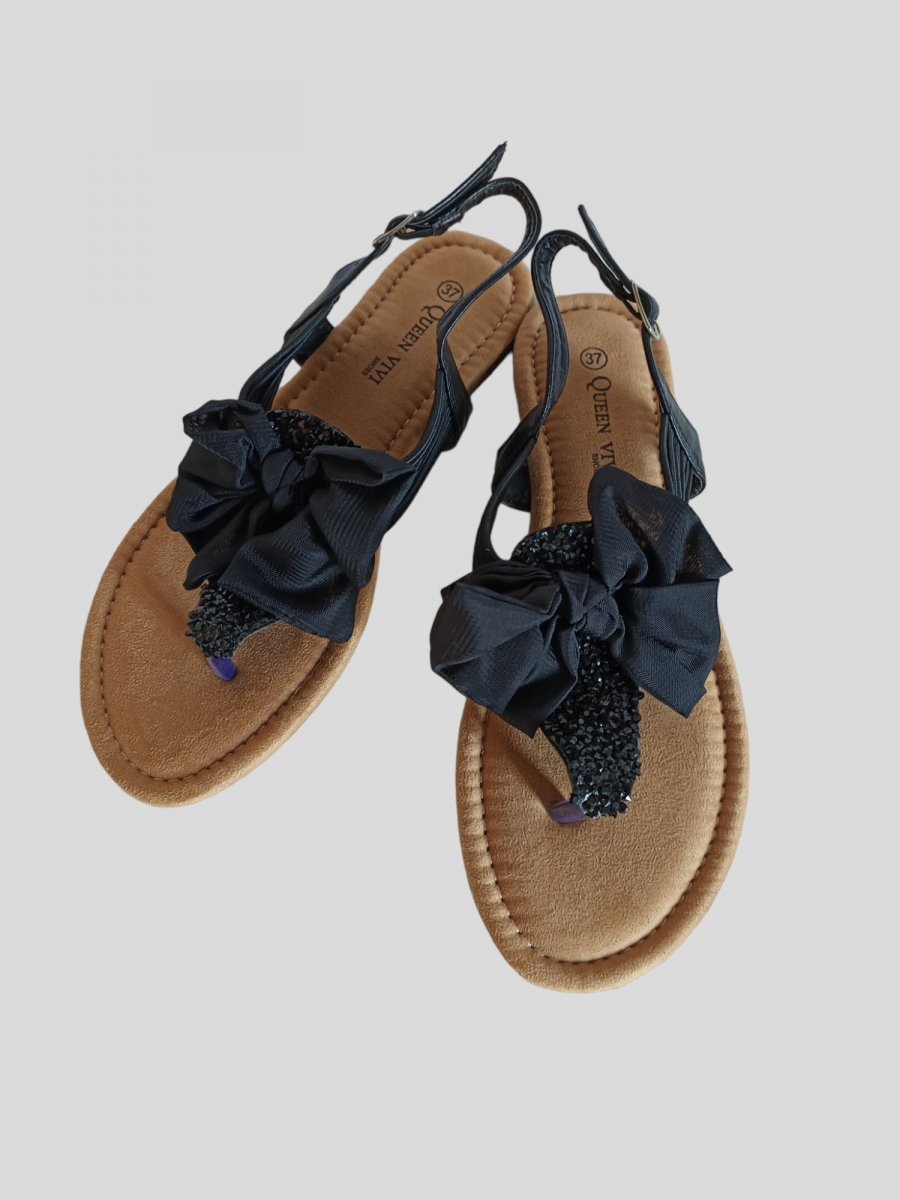 Nu-pieds à bride en T.