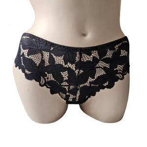 Culotte en dentelle.