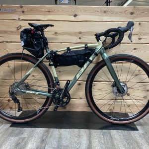 BH GRAVELX ALU 2.5 2022 AVEC SACOCHES