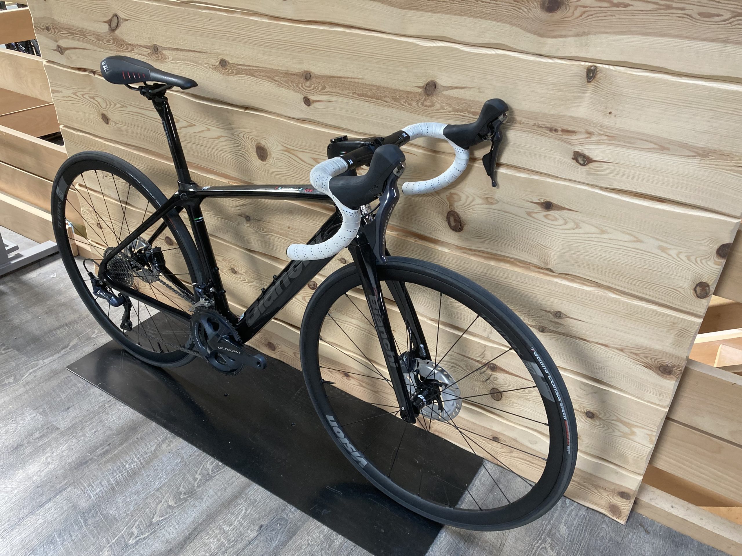 BIANCHI INFINITO DISC SHIMANO ULTEGRA 2021 OCCASION – Image 4