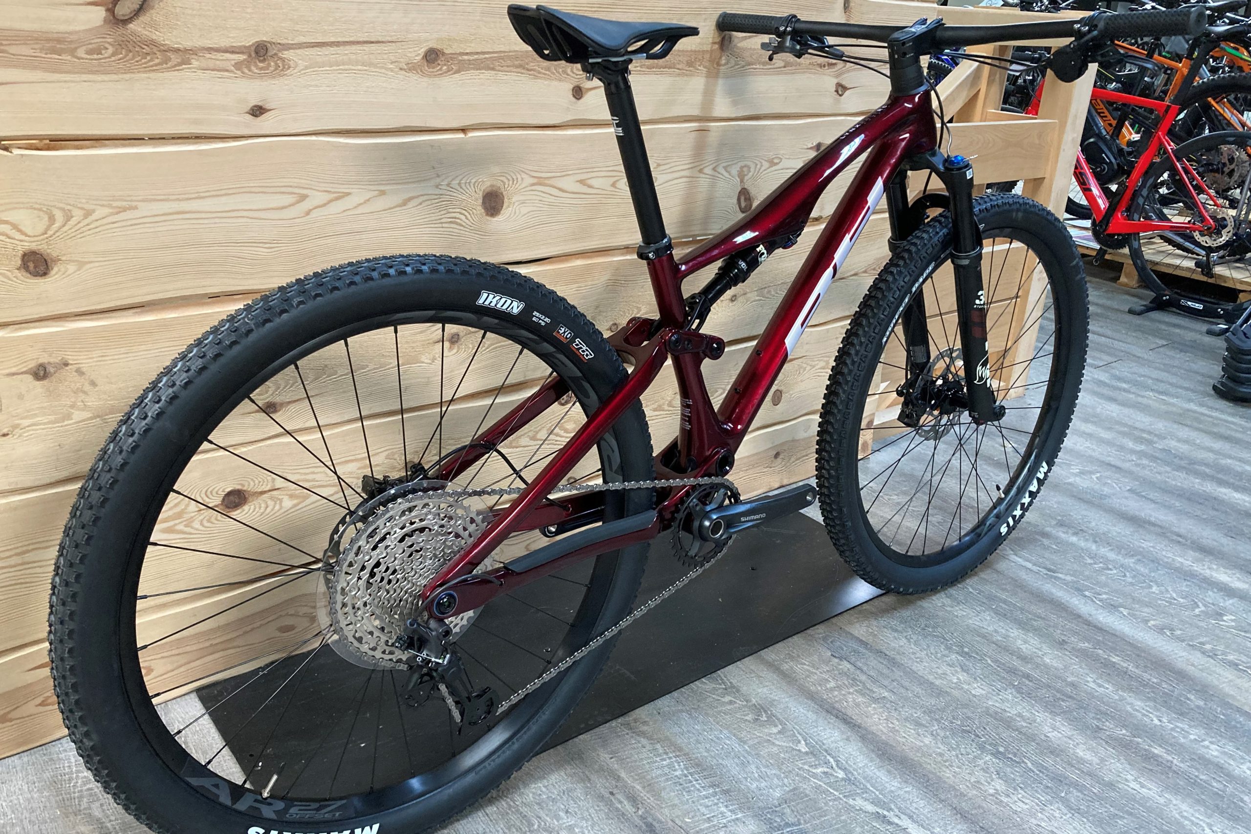 BH LYNX RACE CARBON RC 6.5 (RWR) – Image 5