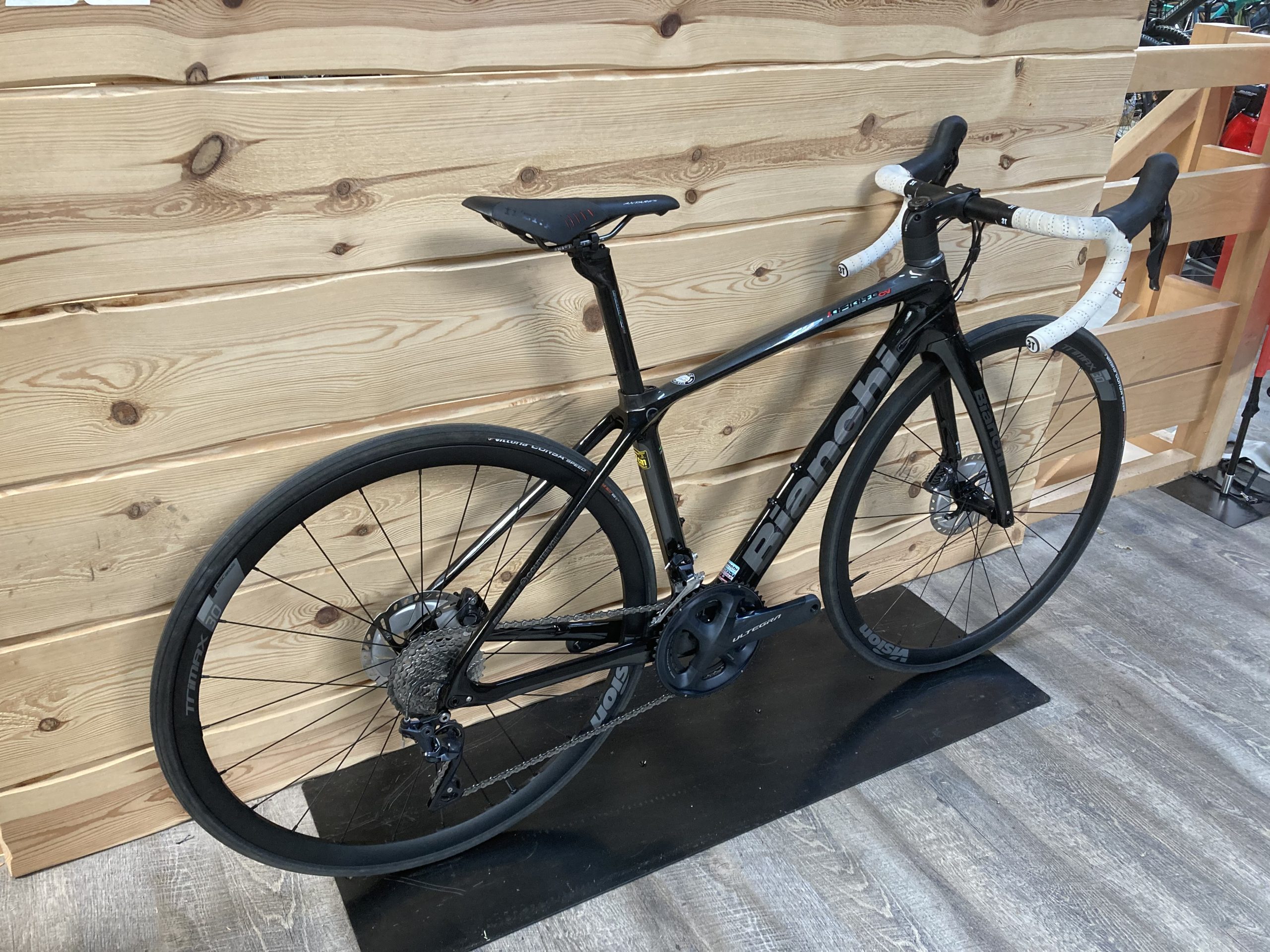 BIANCHI INFINITO DISC SHIMANO ULTEGRA 2021 OCCASION – Image 3