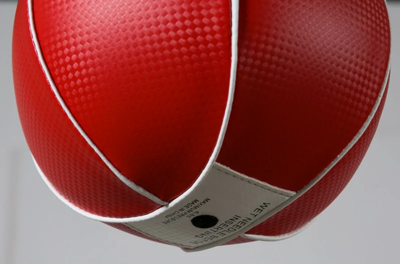 Poire boxe ROUGE (avec fixation) – Image 4