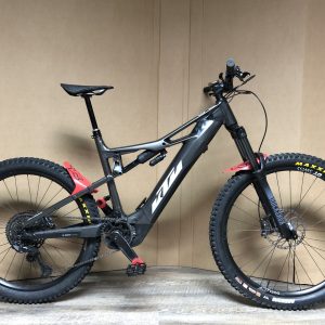 KTM MACINA KAPOHO 6971 LTD 625 WH XL